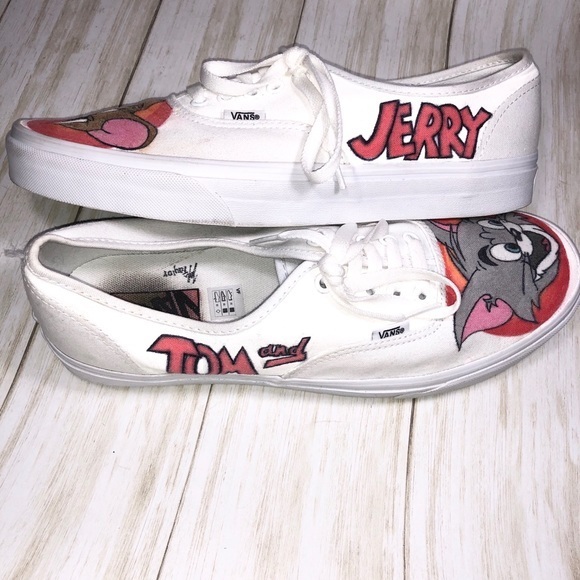 Tom and Jerry Custom Painted Vans ONE OF A KIND 11 - Picture 3 of 8